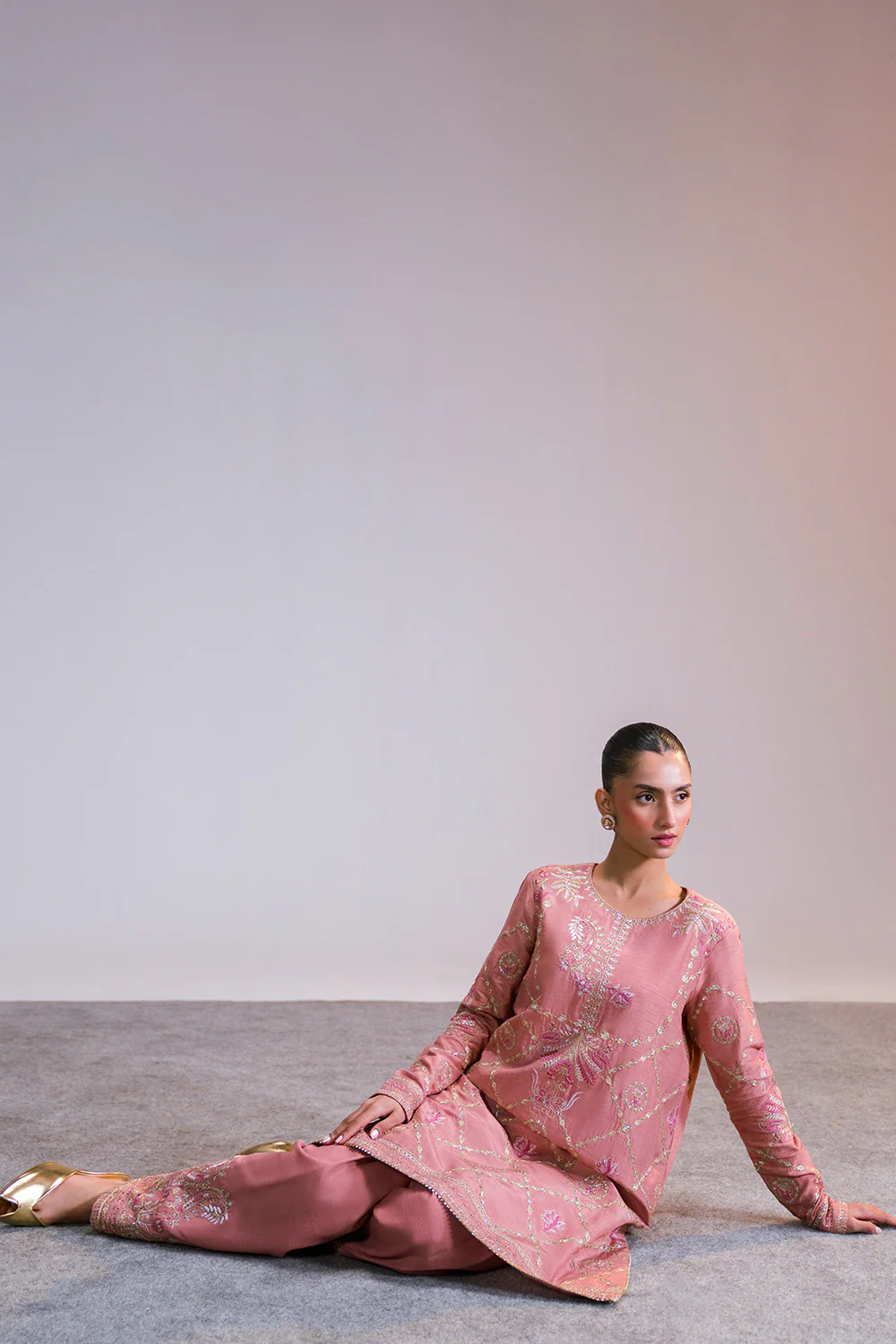NAOMI - MSS6034 - Image 3